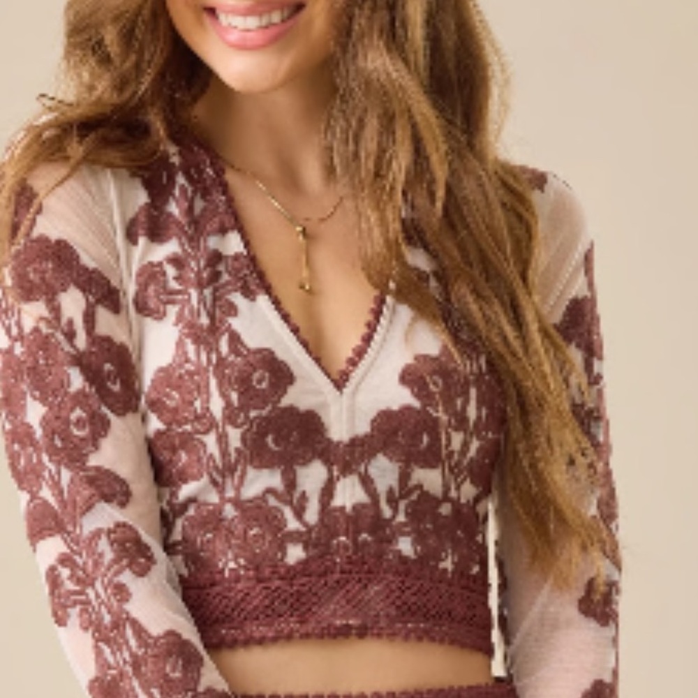 Altar'd State Cream Crop Top with Rose Floral Lace Trim. Size XXL